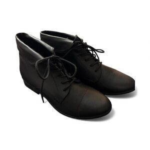 London Fog Black Booties Women’s 8M